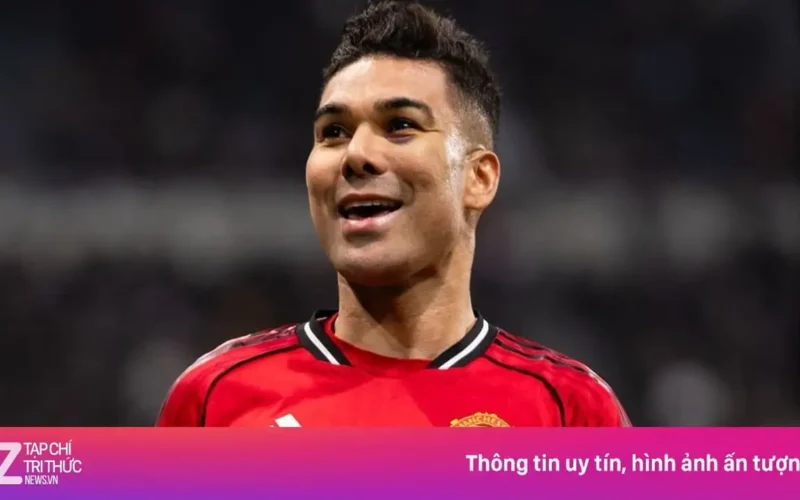 أستون فيلا يفرض التعادل على مانشستر يونايتد في مواجهة قوية بالدوري الإنجليزي